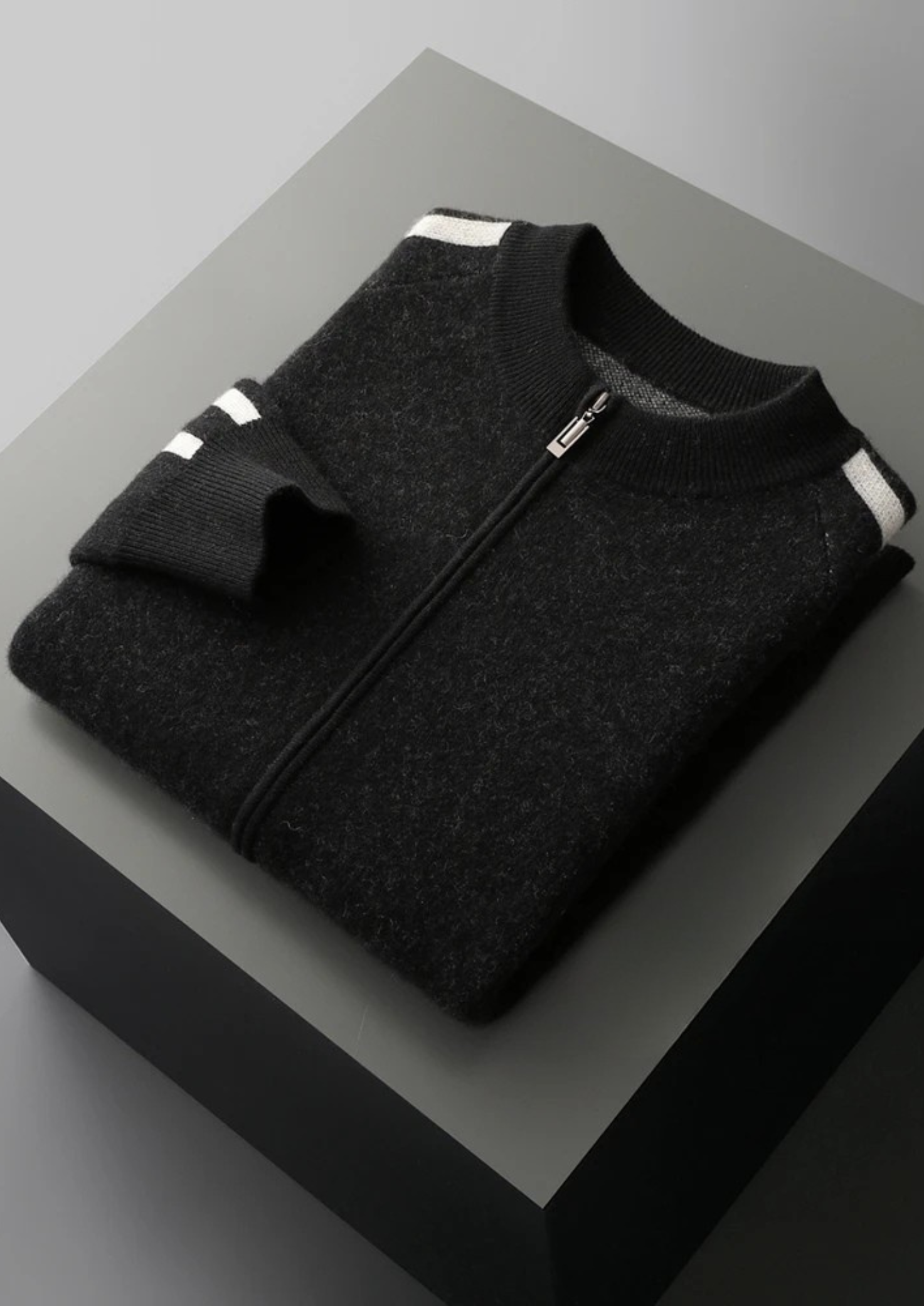 PURE EXTRA-FINE MERINO WOOL STRIPED CARDIGAN