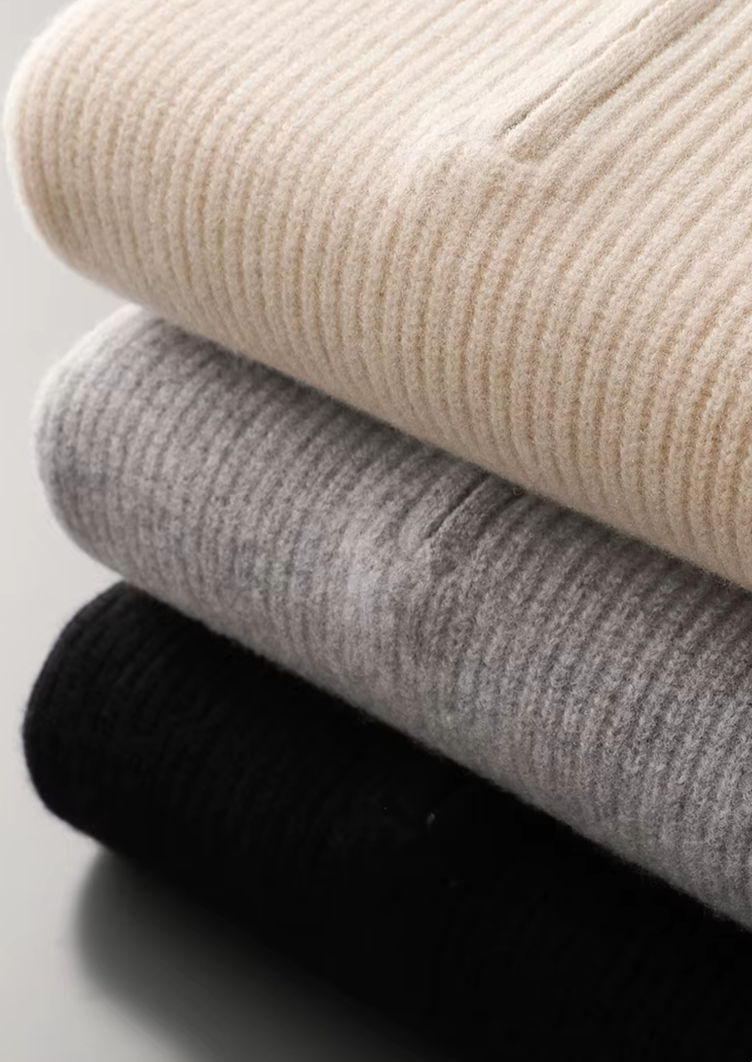 PURE EXTRA-FINE MERINO WOOL HALF ZIPPER HOODIE