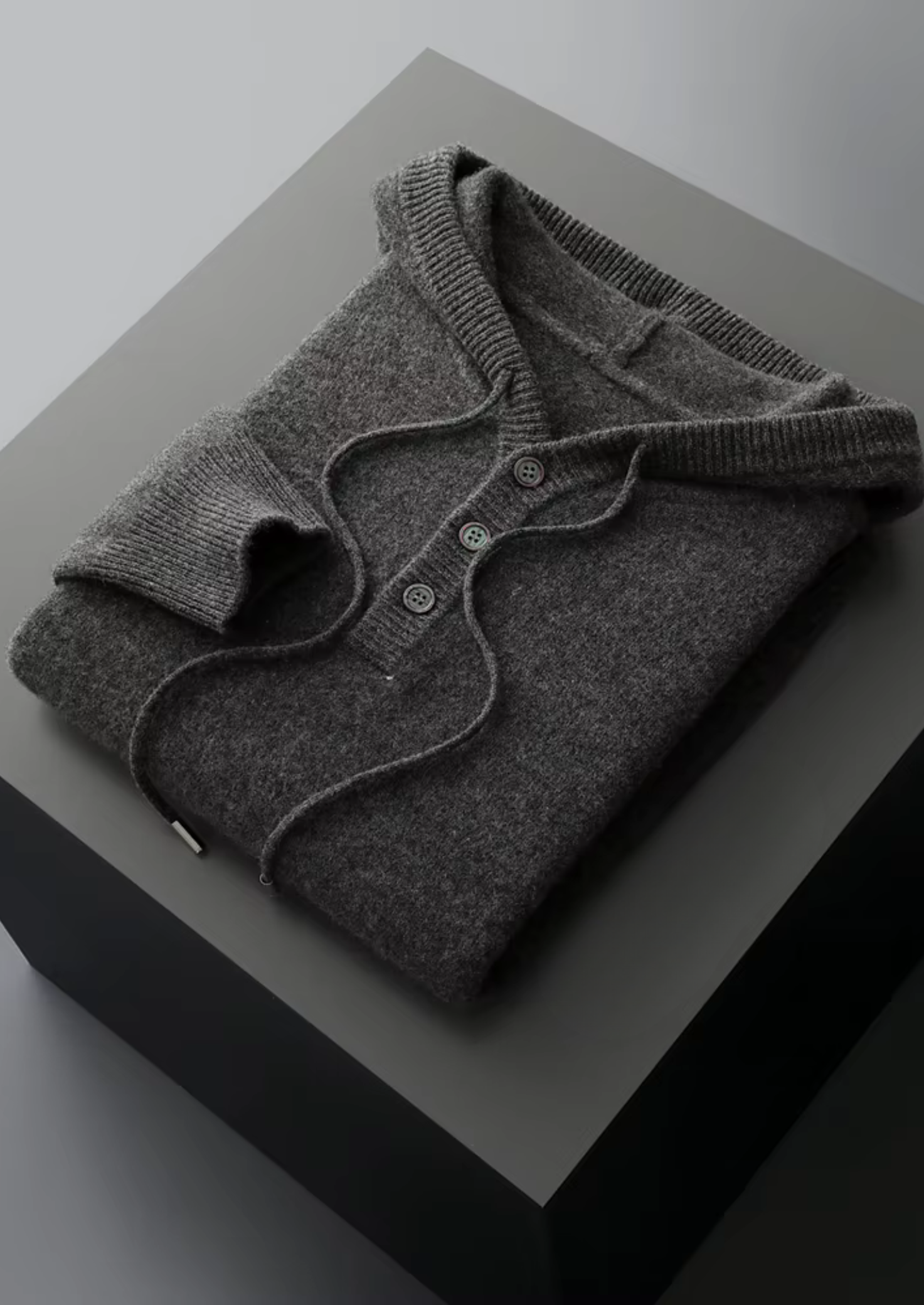 PURE EXTRA-FINE MERINO WOOL BUTTON HOODIE