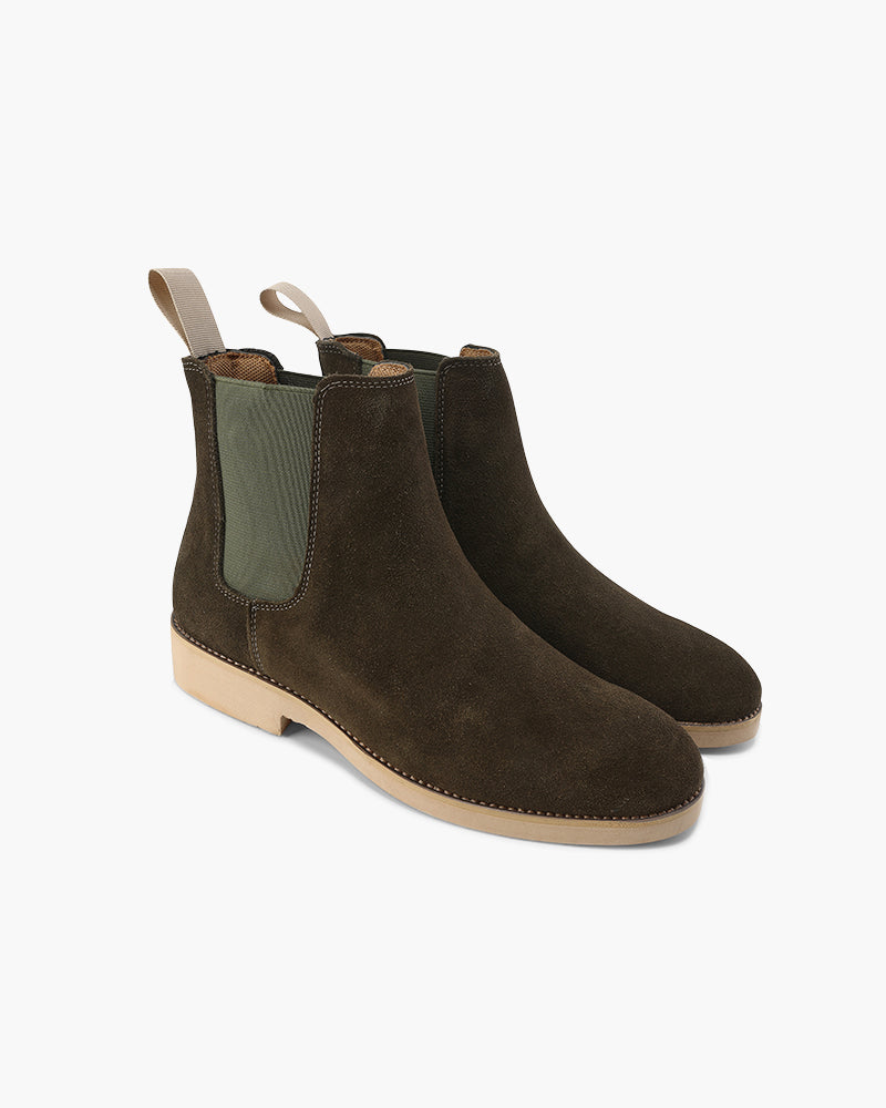Classic Chelsea Boots with Timeless Elegance