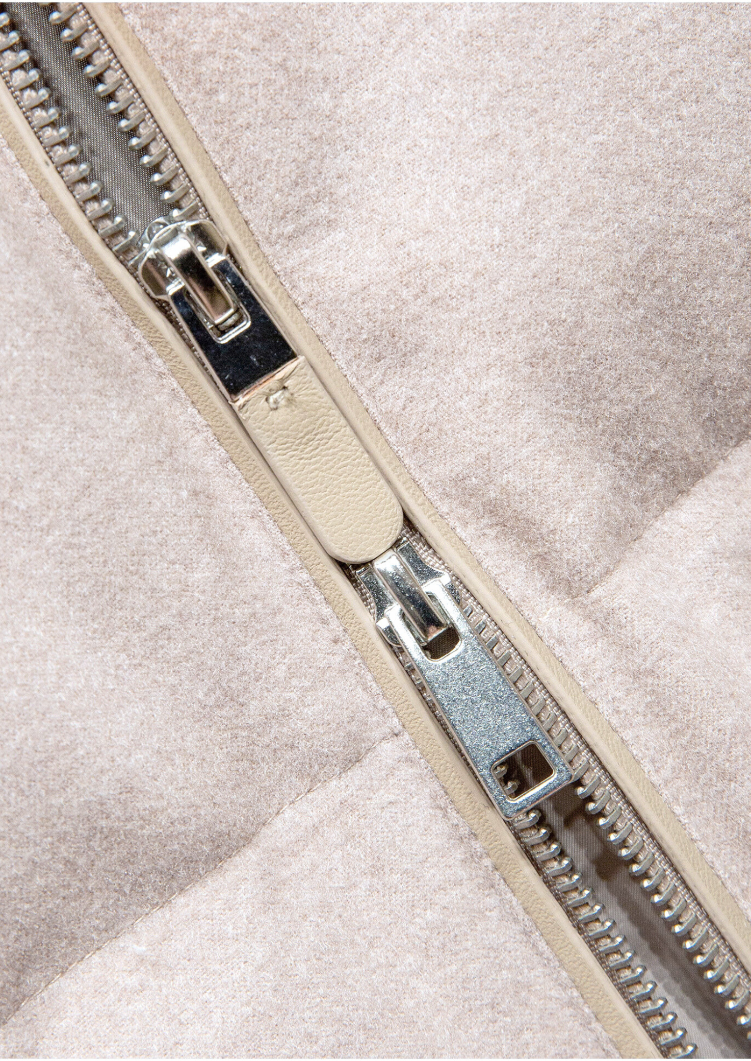 URBAN HYBRID BOMBER JACKET