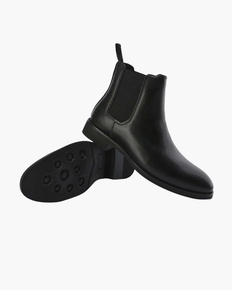 Classic Chelsea Boots with Timeless Elegance