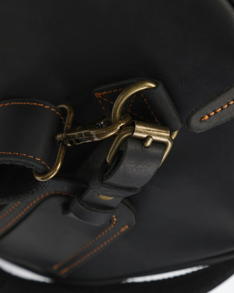 Montague Leather Weekend Bag
